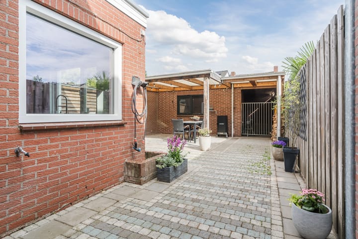 Foto 23 van Sinte Lucijweg 4