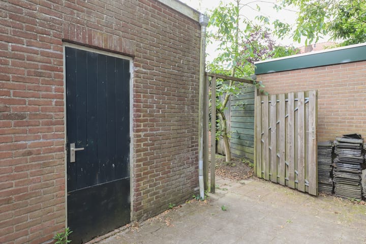 Foto 47 van Professor Regoutstraat 7