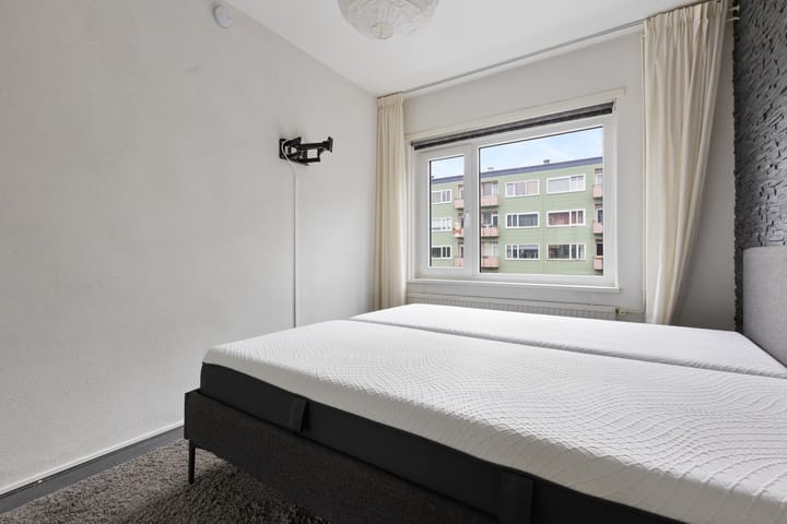 Foto 10 van Wijnbesstraat 73