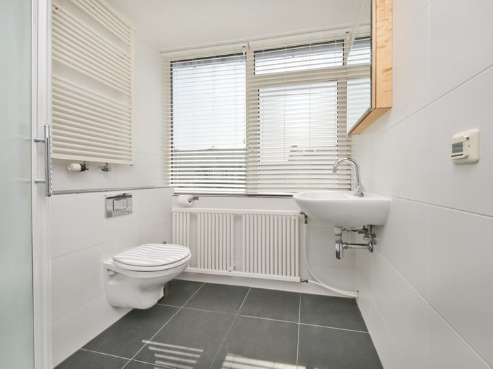 Foto 9 van Van der Waalsstraat 21