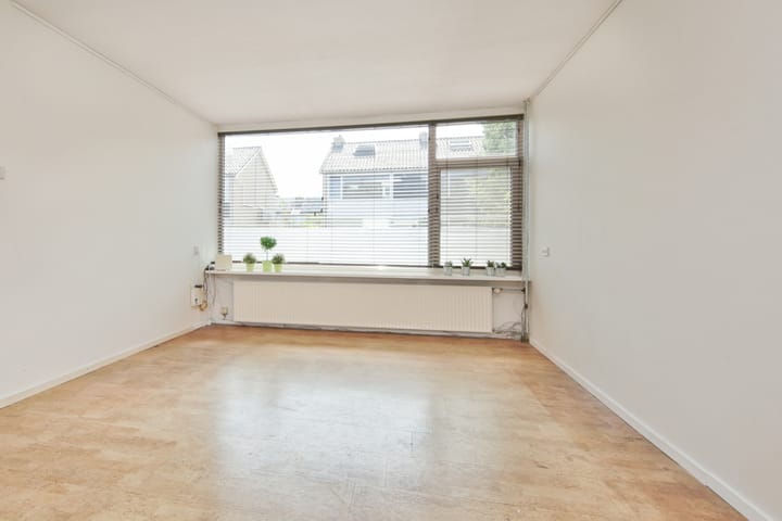 Foto 21 van Van der Waalsstraat 21