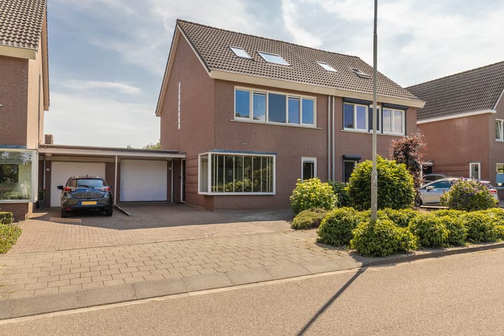 Foto 1 van Marsstraat 66