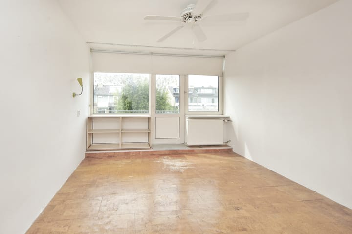 Foto 35 van Van der Waalsstraat 21