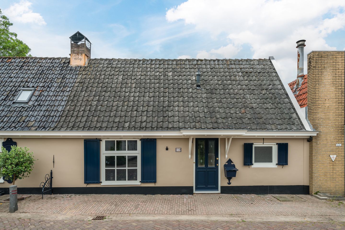 Foto 1 van Dorpsstraat 239