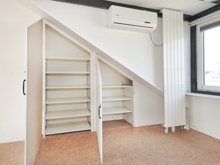 Foto 50 van Van der Waalsstraat 21