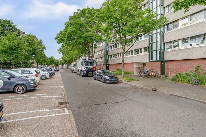 Foto 45 van Patmosdreef 132