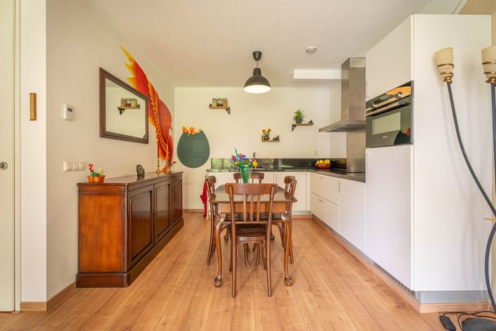 Photo 4 of De Klok 301