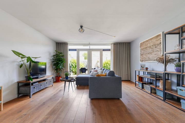 Foto 11 van Bloemenblauwtje 71