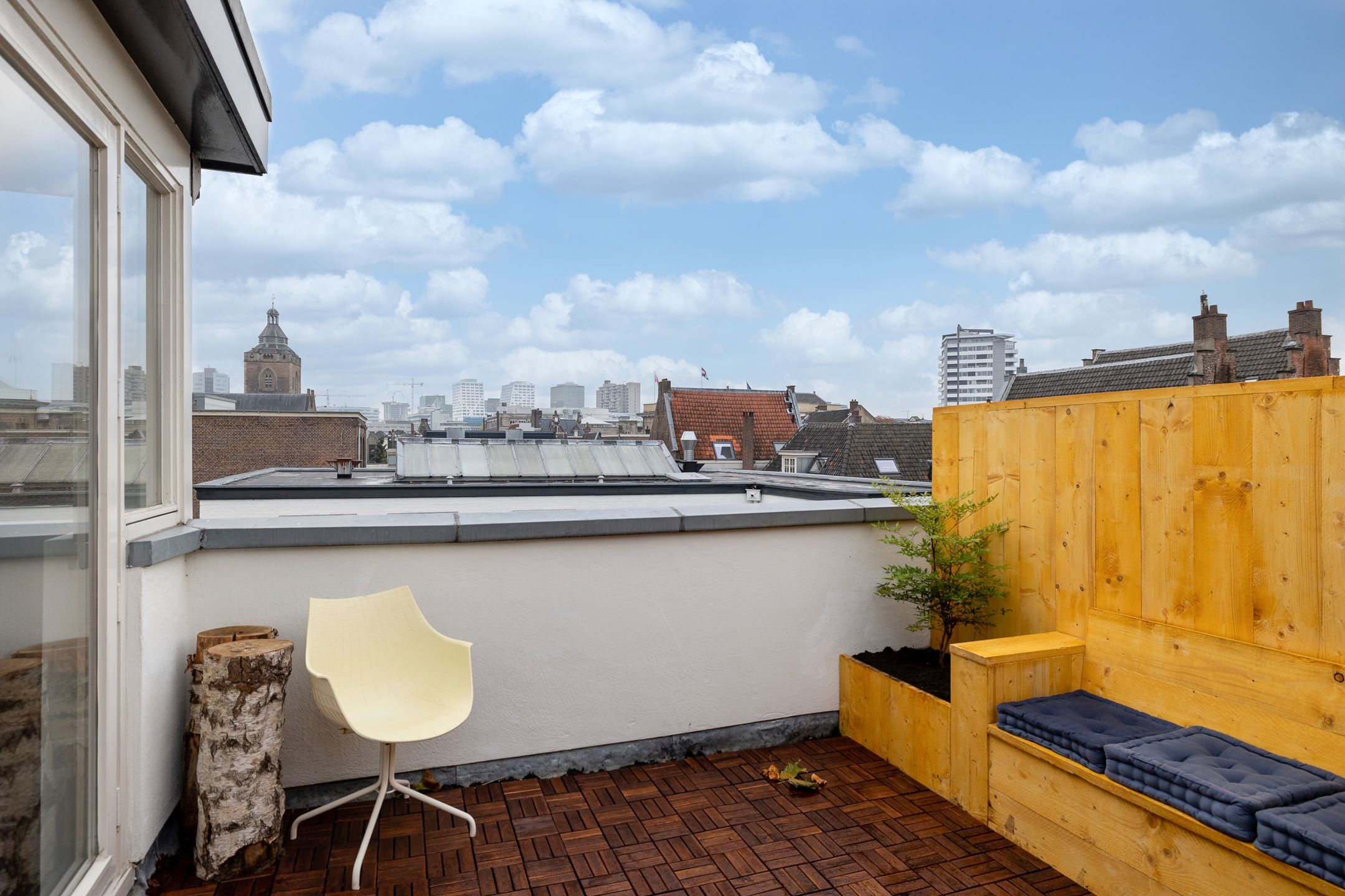 Foto 15 van Domstraat 7-J