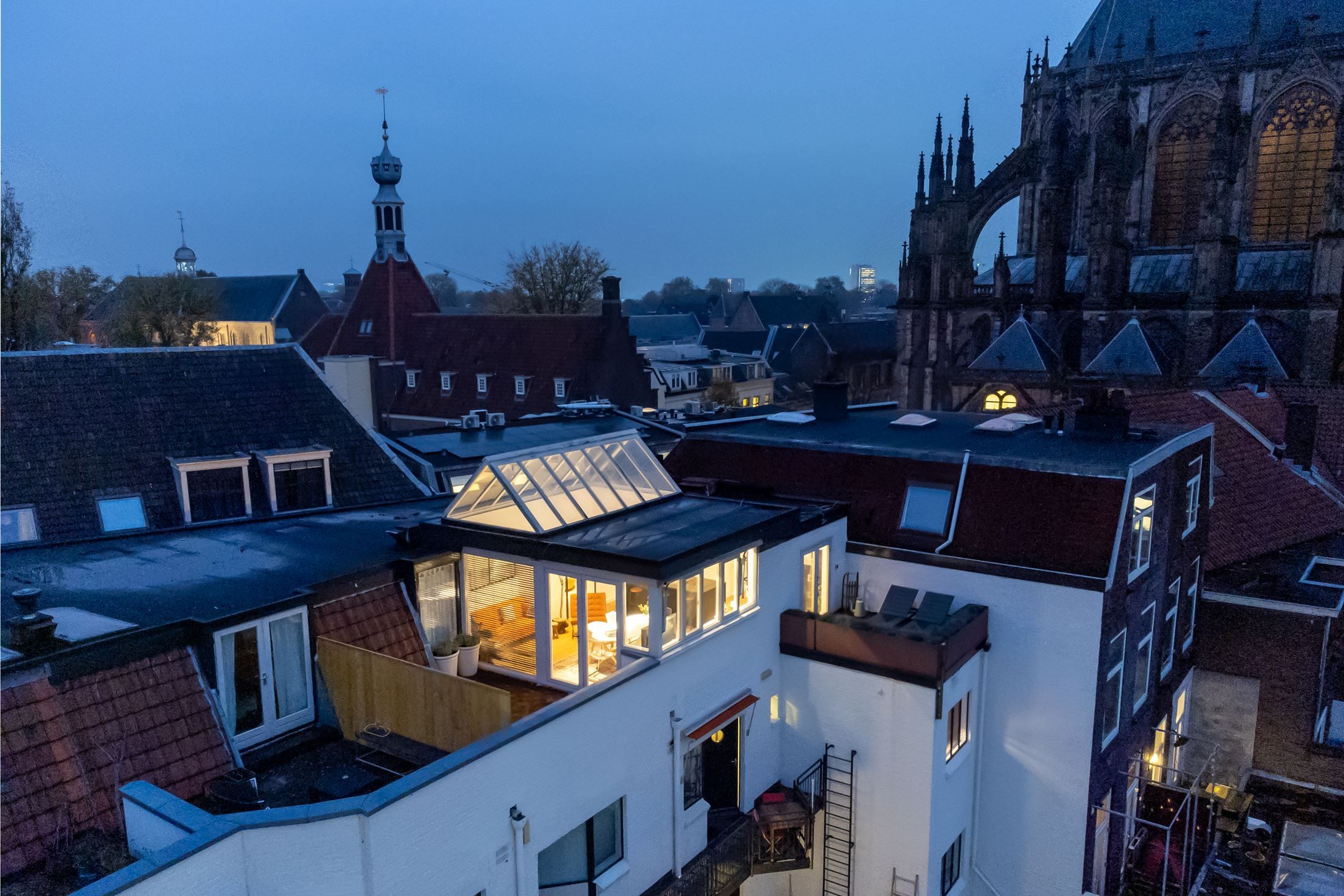 Foto 18 van Domstraat 7-J