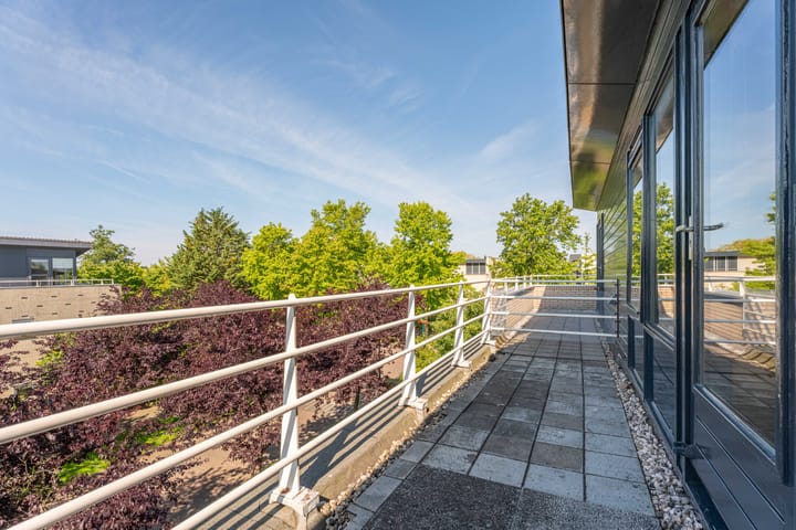 Foto 22 van Benjamin Merkelbachstraat 1