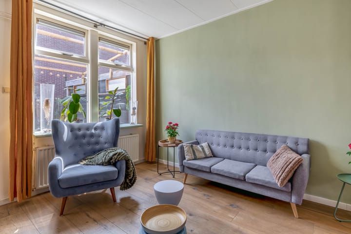 Photo 14 of Alexanderstraat 8