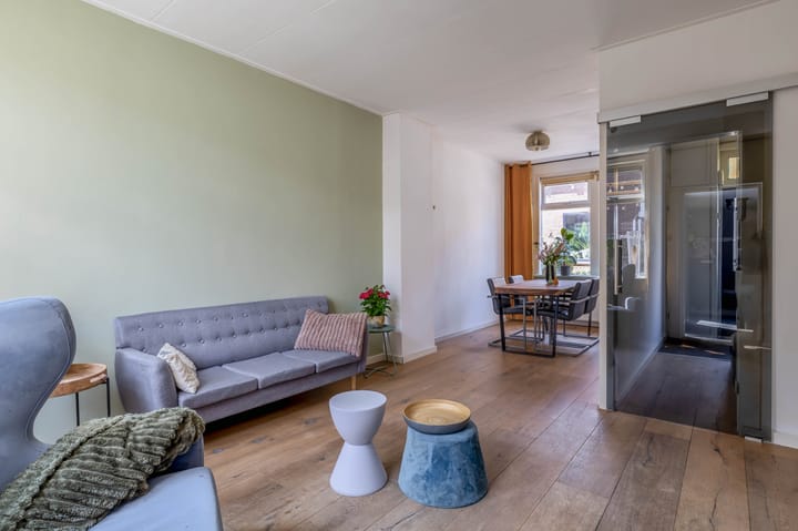 Photo 15 of Alexanderstraat 8