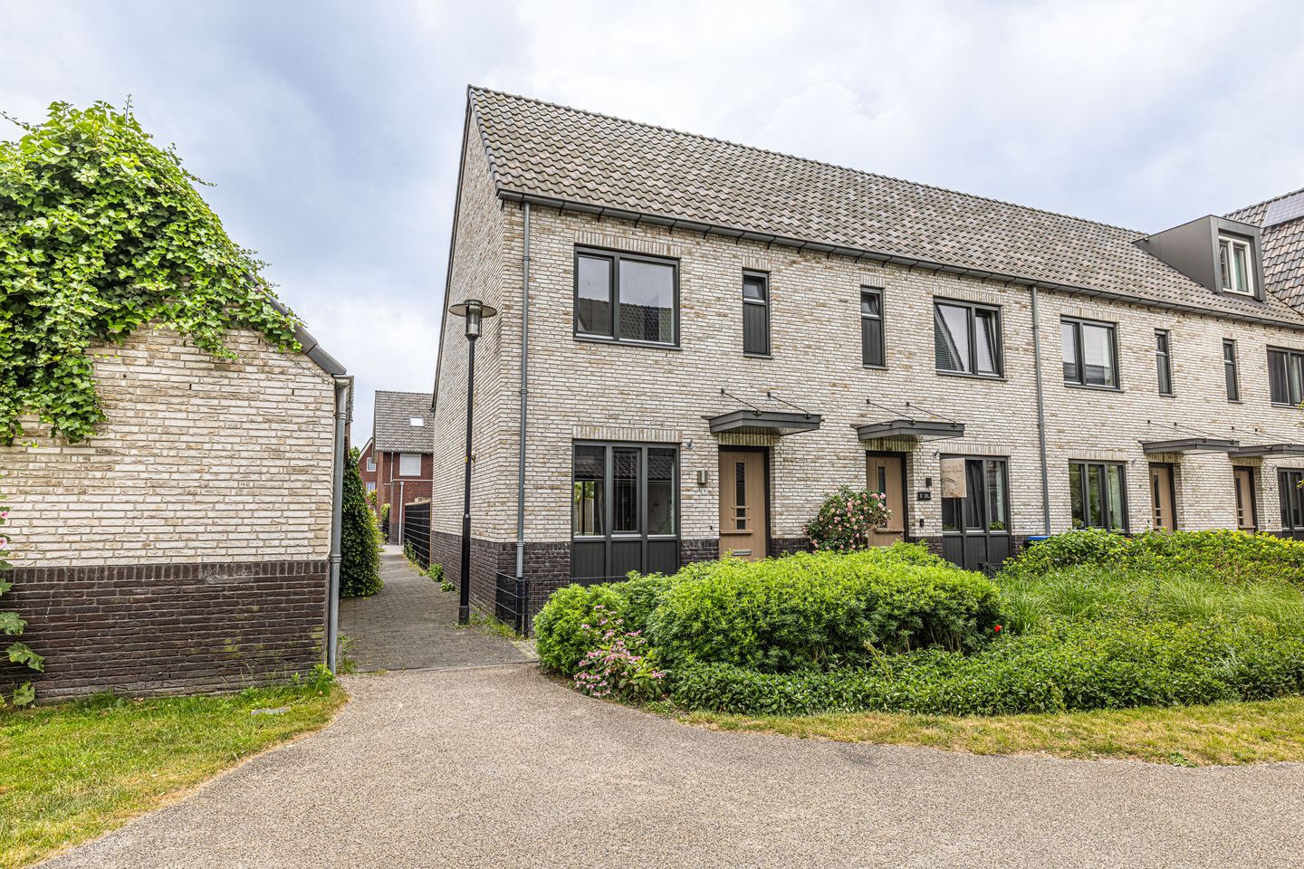 Foto 1 van IJsselsteenhof 1