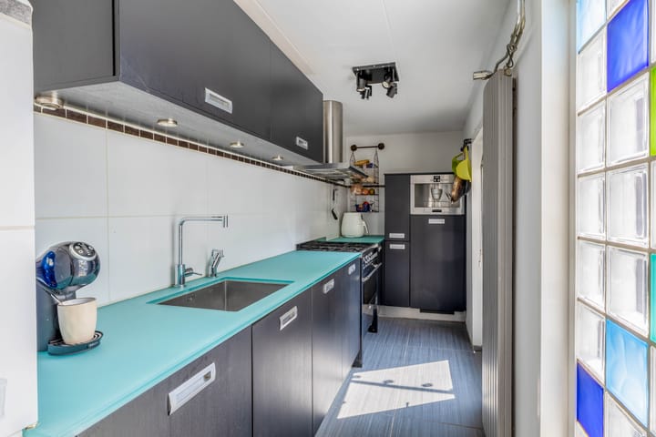 Photo 20 of Alexanderstraat 8