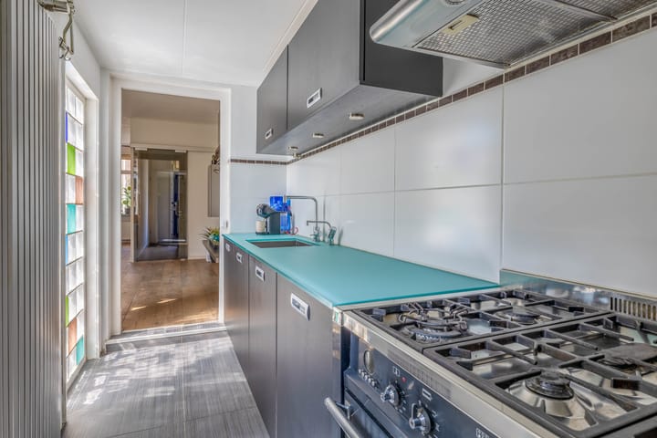 Photo 21 of Alexanderstraat 8