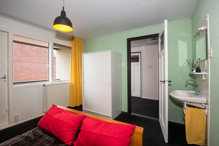 Photo 25 of Grotestraat 282