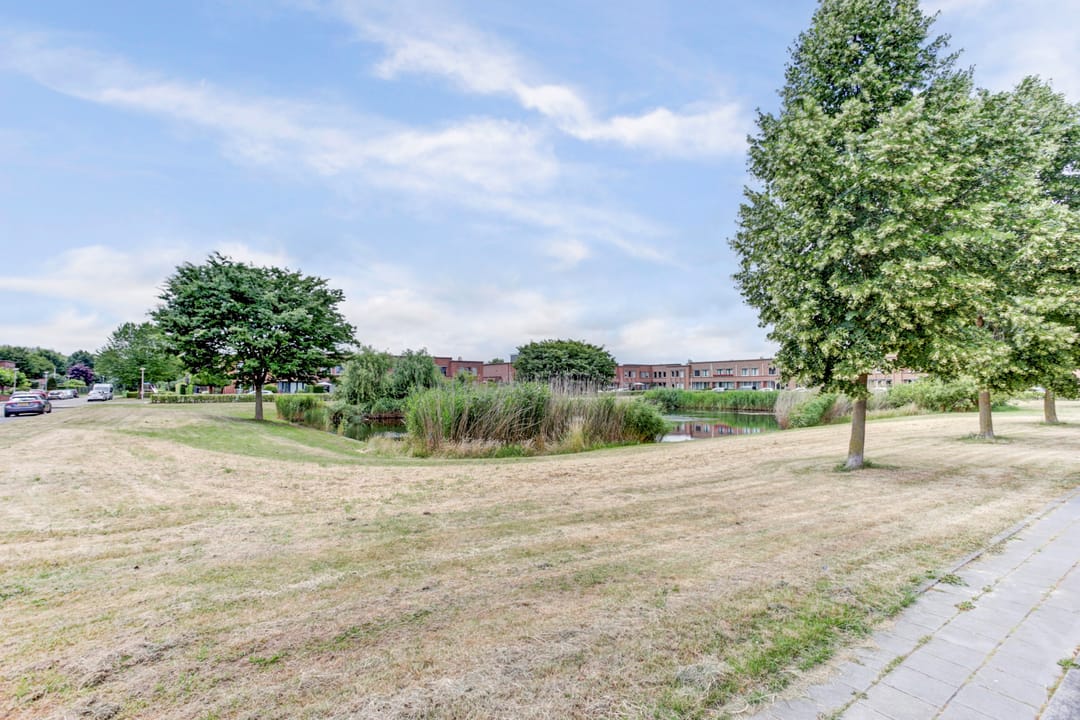 Foto 2 van Tuinfluiterlaan 110