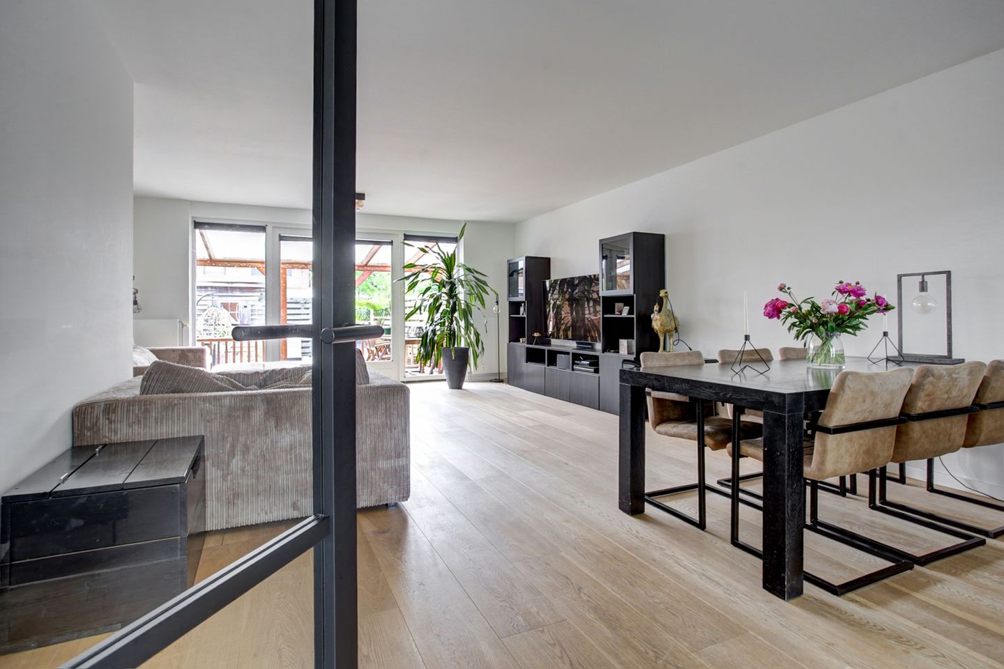 Foto 5 van Tuinfluiterlaan 110