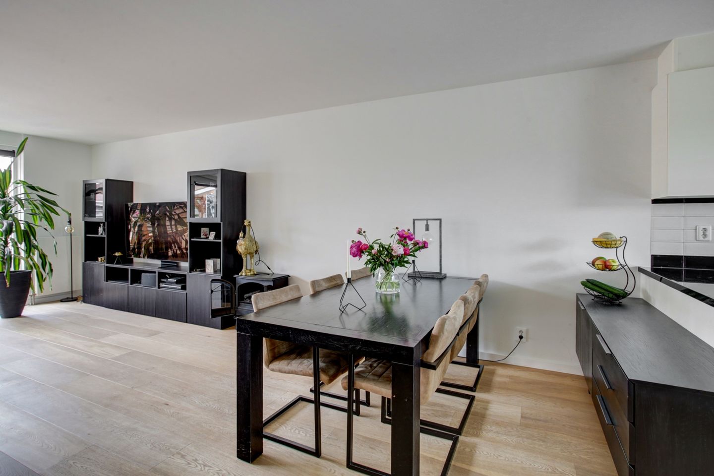 Foto 10 van Tuinfluiterlaan 110