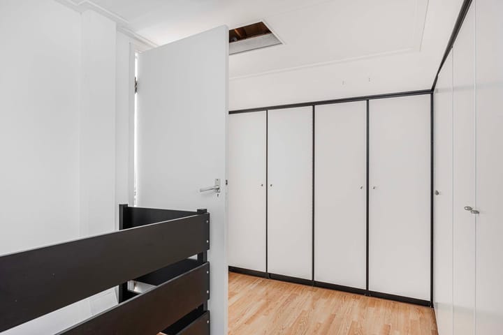 Photo 21 of Beukweg 7