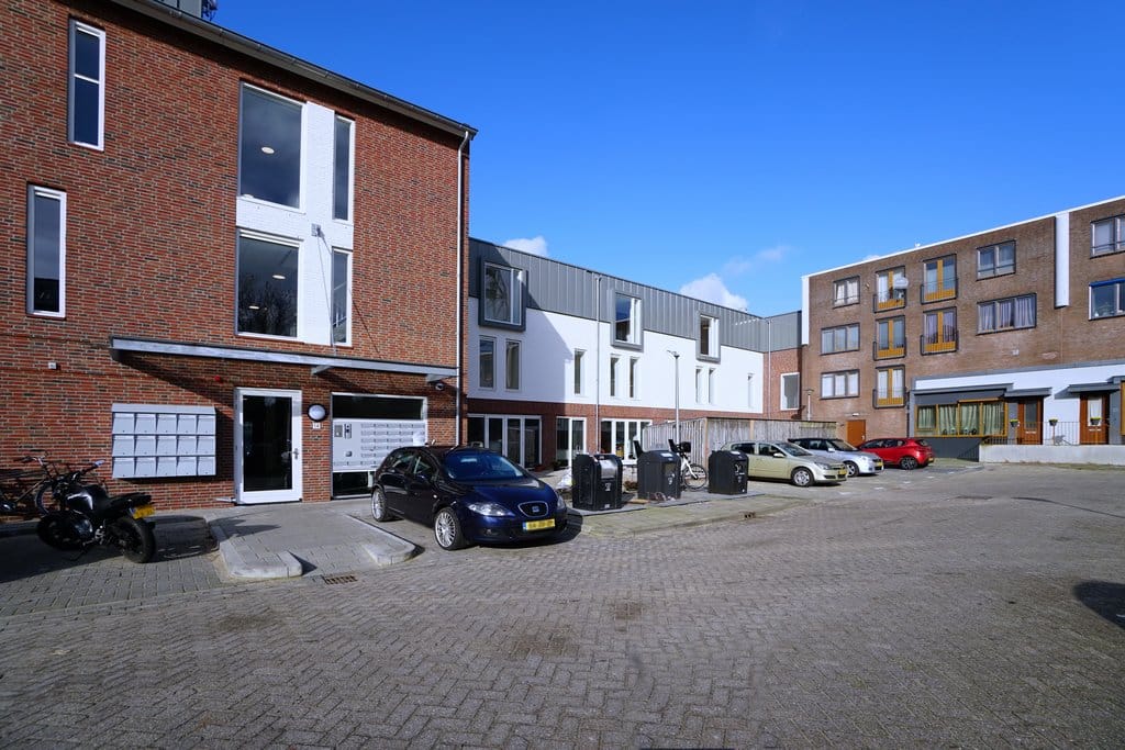 Photo 9 of Raadhuisplein 74