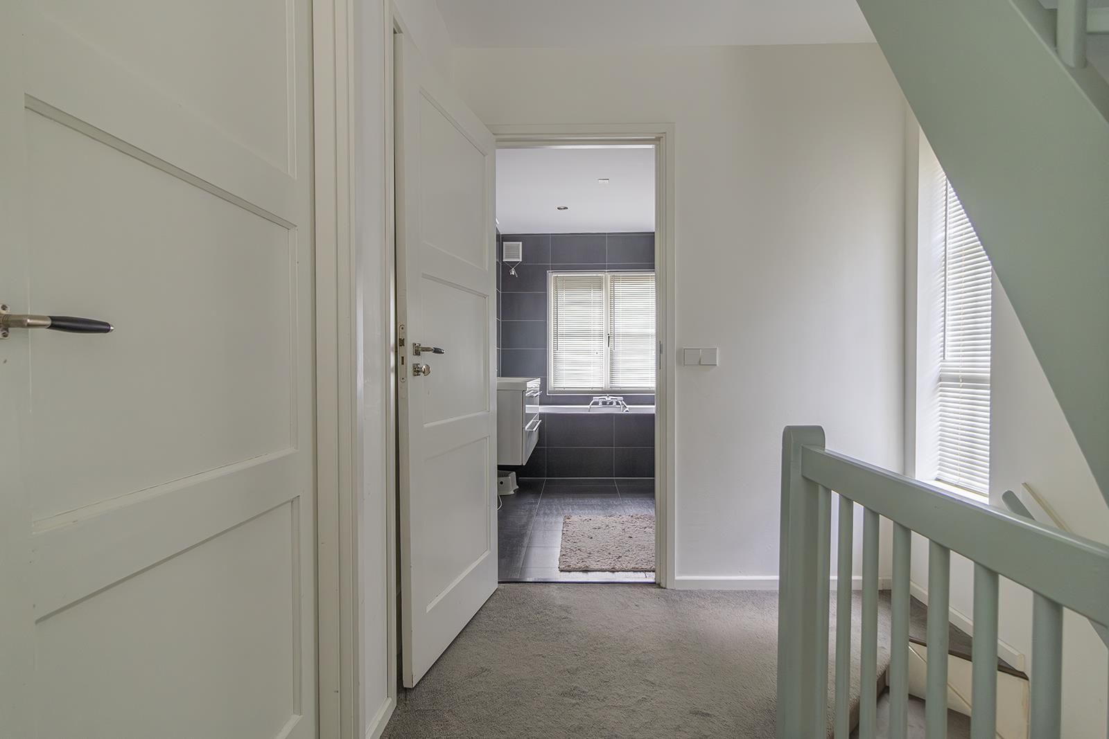 Photo 15 of Adriaen van Ostadelaan 7