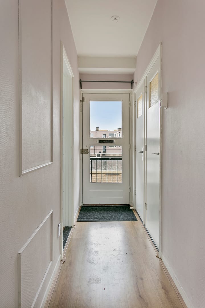 Photo 3 of Jan van Goyenstraat 11