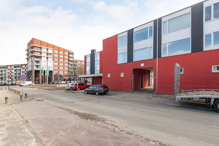 Photo 21 of Jan van Goyenstraat 11