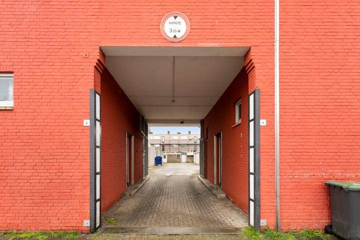 Photo 22 of Jan van Goyenstraat 11