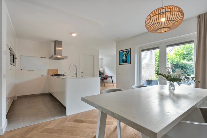 Foto 11 van Klaproosstraat 52