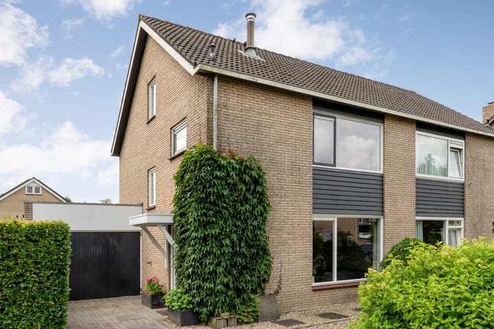 Foto 46 van Klaproosstraat 52