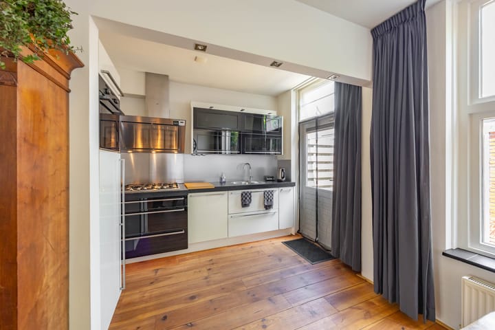 Foto 11 van Weegschaalstraat 17