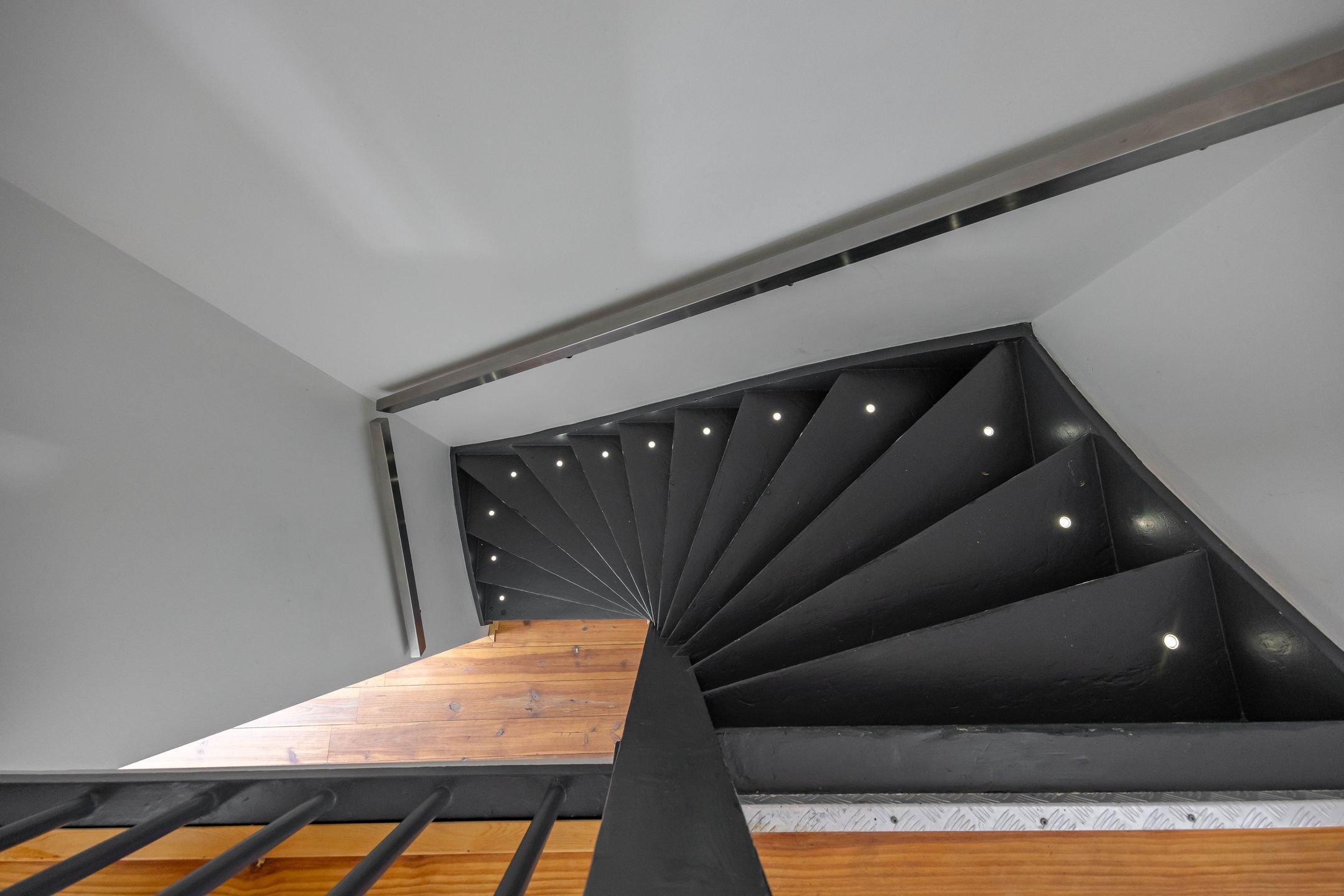 Foto 15 van Weegschaalstraat 17