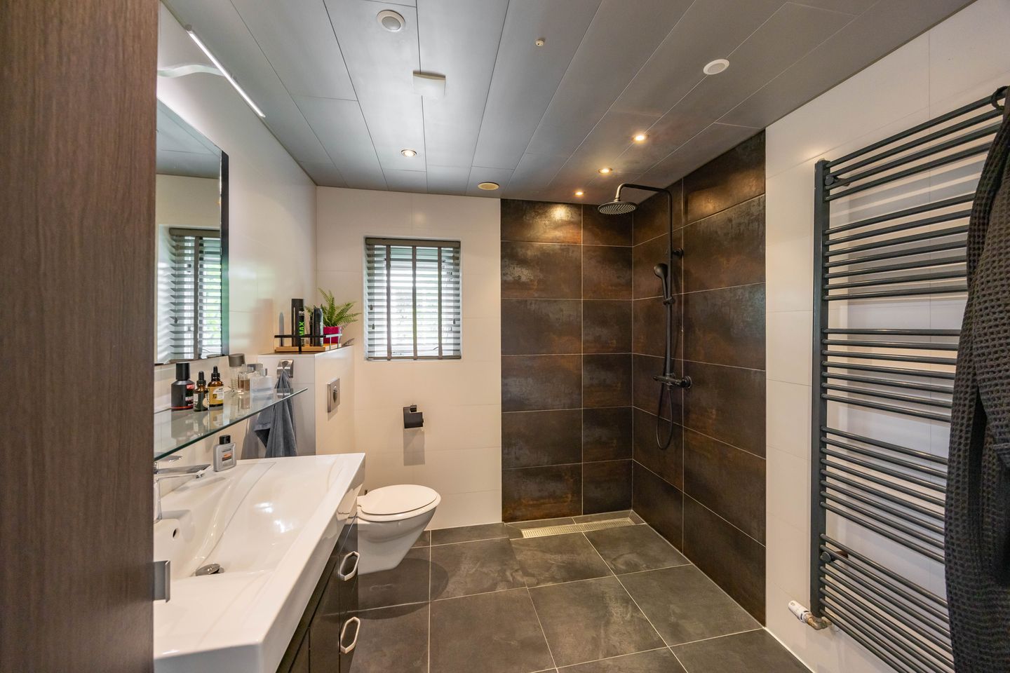 Foto 25 van Weegschaalstraat 17