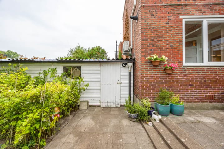 Foto 40 van Helper Weststraat 39