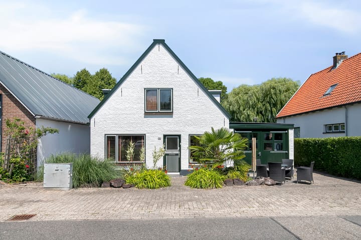 Foto 1 van Barwoutswaarder 96