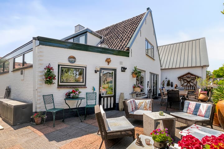 Foto 27 van Barwoutswaarder 96