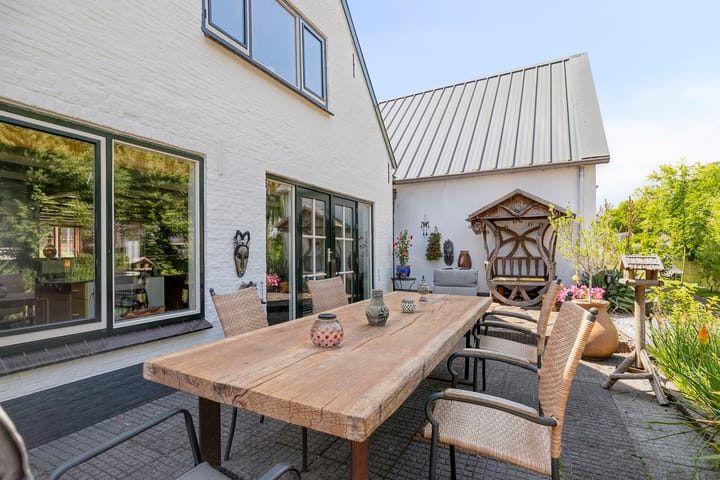 Foto 29 van Barwoutswaarder 96