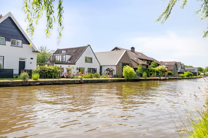 Foto 32 van Barwoutswaarder 96