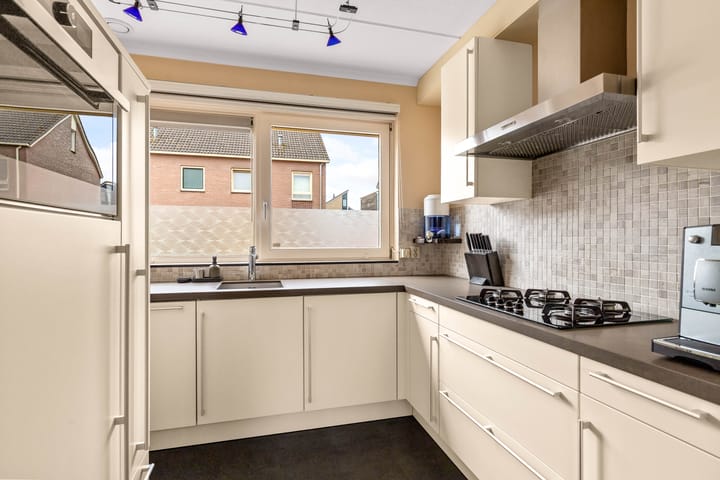 Foto 20 van Volendamstraat 19