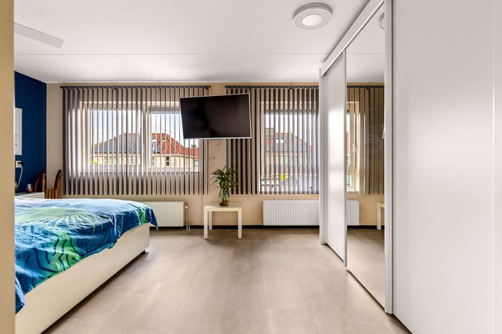 Foto 24 van Volendamstraat 19