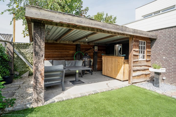 Foto 23 van Heldens van de Mortellaan 35