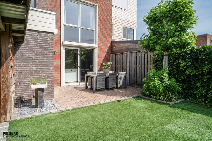 Foto 25 van Heldens van de Mortellaan 35