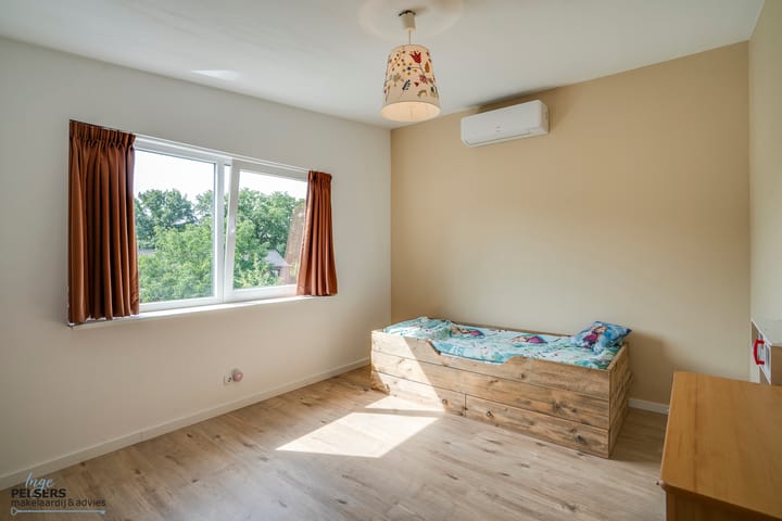 Foto 38 van Heldens van de Mortellaan 35