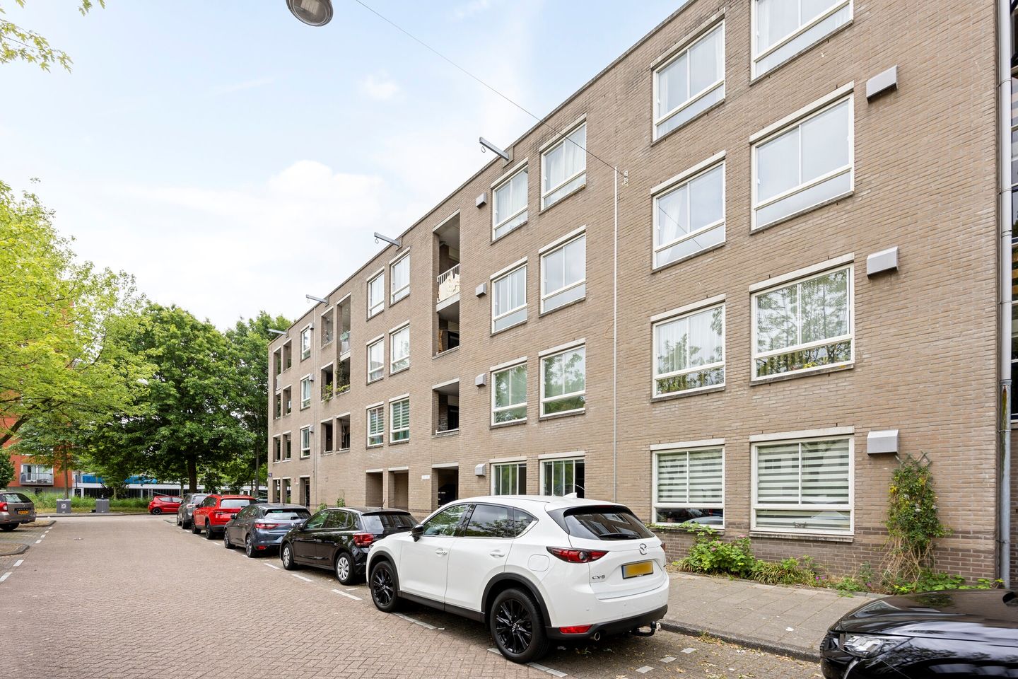 Foto 14 van Brentanostraat 136