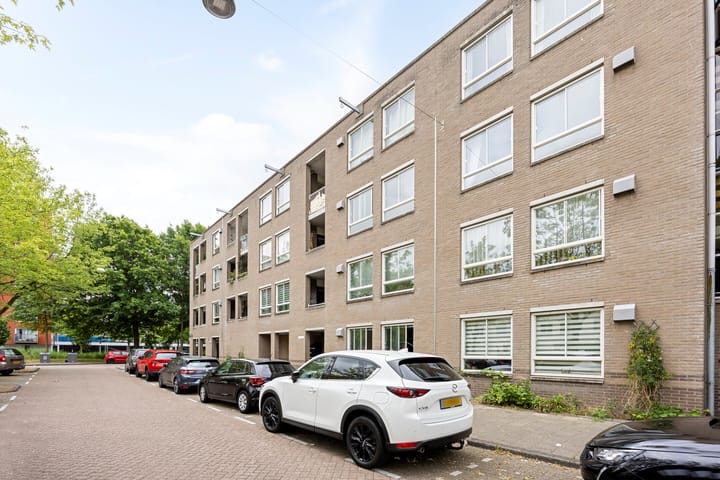 Foto 14 van Brentanostraat 136