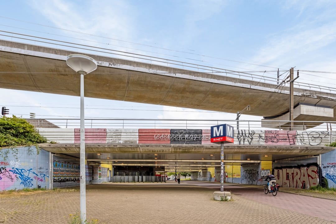 Foto 16 van Brentanostraat 136