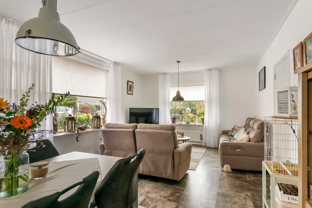 Photo 11 of Dorpsstraat 14-A