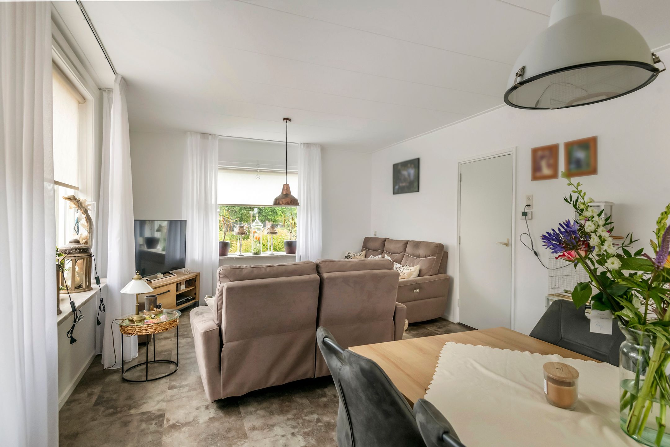 Photo 12 of Dorpsstraat 14-A